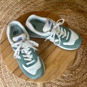 New Balance Women's 574 Sneakers | US W6.5 / EU 37